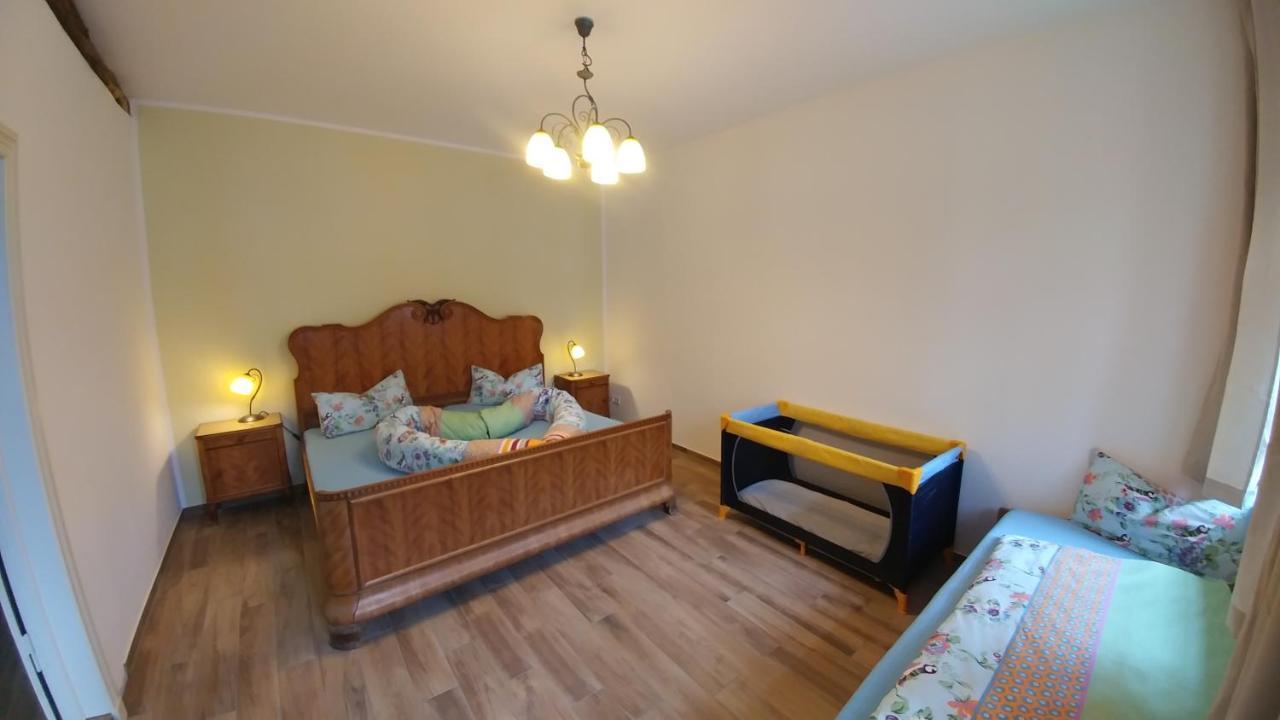 Mirabellenhof - Kleine Ferienwohnung Mit Altstadtblick Biesenthal ภายนอก รูปภาพ