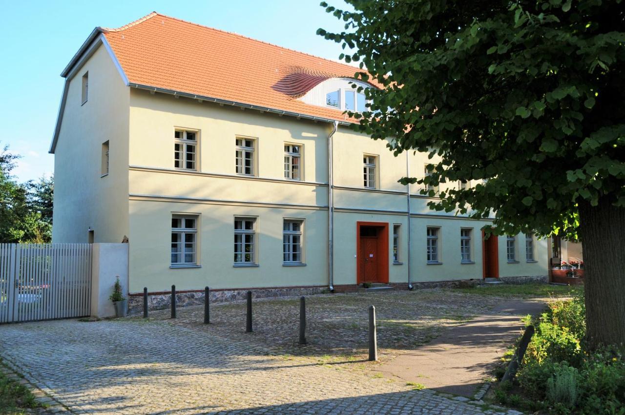 Mirabellenhof - Kleine Ferienwohnung Mit Altstadtblick Biesenthal ภายนอก รูปภาพ